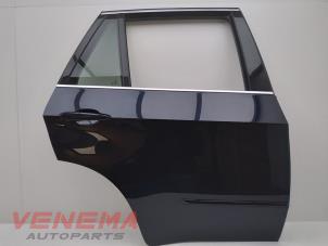 Używane Drzwi prawe tylne wersja 4-drzwiowa BMW X5 (E70) xDrive 35d 3.0 24V Cena € 249,99 Procedura marży oferowane przez Venema Autoparts