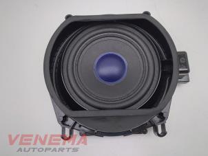 Used Speaker BMW X5 (E70) xDrive 35d 3.0 24V Price € 24,99 Margin scheme offered by Venema Autoparts