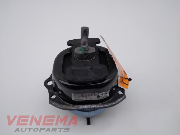 Used Engine mount BMW X5 (E70) xDrive 35d 3.0 24V Price € 49,99 Margin scheme offered by Venema Autoparts