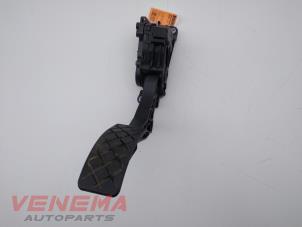 Used Accelerator pedal Audi A1 Sportback (8XA/8XF) 1.6 TDI 16V Price € 19,99 Margin scheme offered by Venema Autoparts