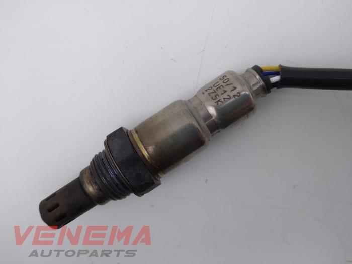 Lambda probe from a Audi A1 Sportback (8XA/8XF) 1.6 TDI 16V 2014