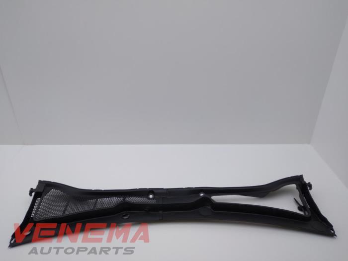 Używane Parawan Citroen C4 Cactus (0B/0P) 1.2 PureTech 82 12V Cena € 29,99 Procedura marży oferowane przez Venema Autoparts