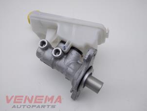 Usagé Cylindre de frein principal Citroen C4 Cactus (0B/0P) 1.2 PureTech 82 12V Prix € 49,99 Règlement à la marge proposé par Venema Autoparts