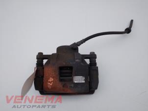 Used Front brake calliper, left Citroen C4 Cactus (0B/0P) 1.2 PureTech 82 12V Price € 49,99 Margin scheme offered by Venema Autoparts