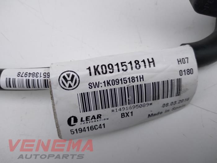 Capteur de batterie d'un Volkswagen Golf VI Cabrio (1K) 2.0 TDI 16V 2016
