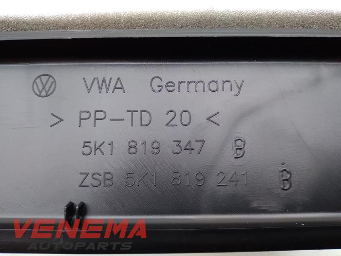Guidage d'air d'un Volkswagen Golf VI Cabrio (1K) 2.0 TDI 16V 2016