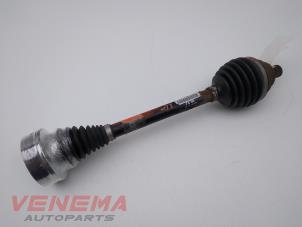Used Front drive shaft, left Volkswagen Scirocco (137/13AD) 1.4 TSI 122 16V Price € 49,99 Margin scheme offered by Venema Autoparts