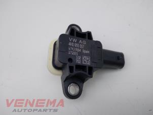 Used Airbag sensor Audi A1 Sportback (8XA/8XF) 1.0 TFSI Ultra 12V Price € 9,99 Margin scheme offered by Venema Autoparts