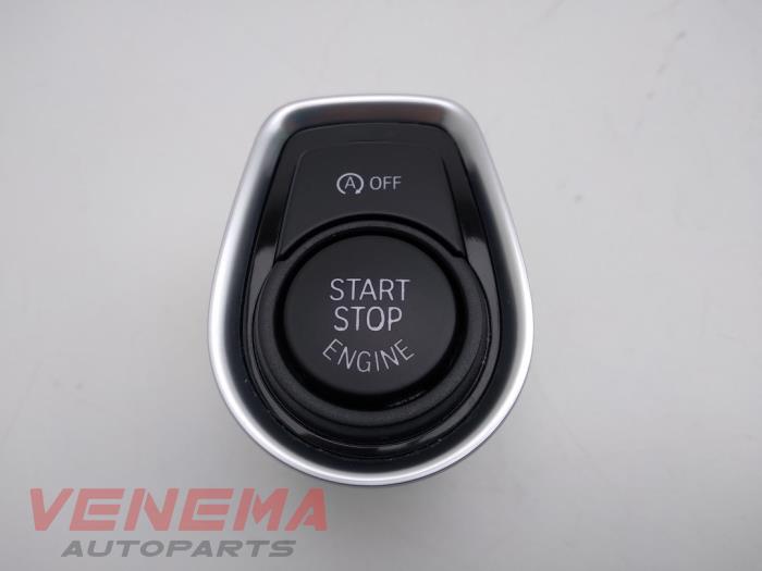 Start/Stopp Schalter van een BMW 1 serie (F20) 116i 1.5 12V 2018