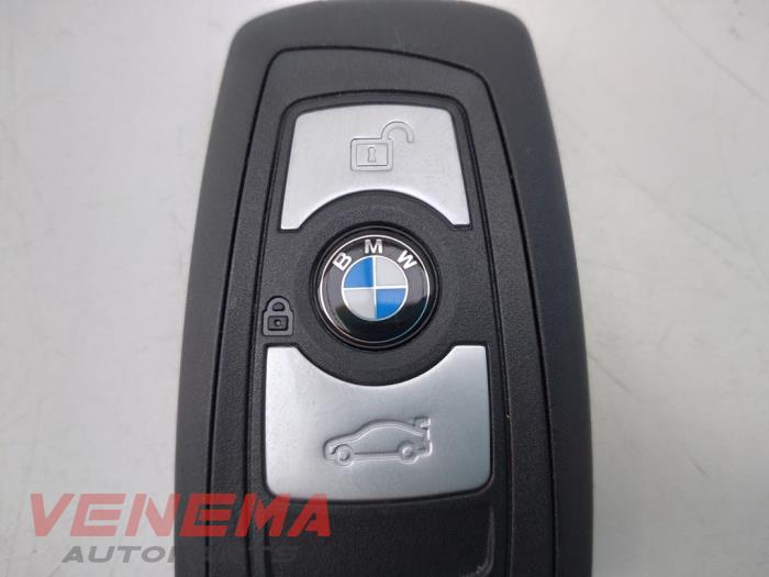 Schlüssel BMW 1 serie 116i 1.5 12V - 66128723610
