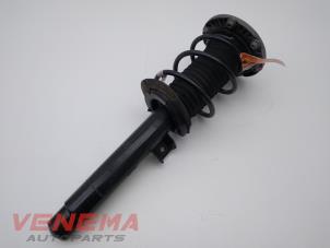 Used Front shock absorber rod, right BMW 1 serie (F20) 116i 1.5 12V Price € 74,99 Margin scheme offered by Venema Autoparts