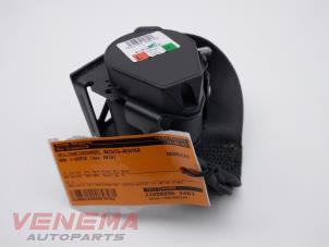 Used Rear seatbelt, right BMW 1 serie (F20) 116i 1.5 12V Price € 29,99 Margin scheme offered by Venema Autoparts
