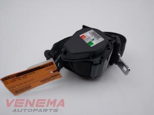 Used Rear seatbelt, left BMW 1 serie (F20) 116i 1.5 12V Price € 29,99 Margin scheme offered by Venema Autoparts