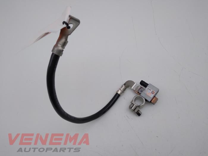 Begagnade Batterisensor BMW 1 serie (F21) 118i 1.5 TwinPower 12V Pris € 29,99 Marginaltabell erbjuds av Venema Autoparts