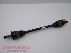 Used Drive shaft, rear right BMW 1 serie (F21) 118i 1.5 TwinPower 12V Price € 74,99 Margin scheme offered by Venema Autoparts