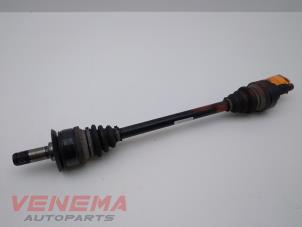 Used Drive shaft, rear left BMW 1 serie (F21) 118i 1.5 TwinPower 12V Price € 79,99 Margin scheme offered by Venema Autoparts