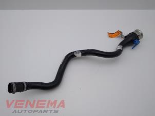 Used Fuel tank filler pipe BMW 1 serie (F21) 118i 1.5 TwinPower 12V Price € 24,99 Margin scheme offered by Venema Autoparts