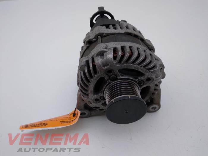 Begagnade Dynamo Renault Megane IV (RFBB) 1.3 TCe 115 16V Pris € 59,99 Marginaltabell erbjuds av Venema Autoparts