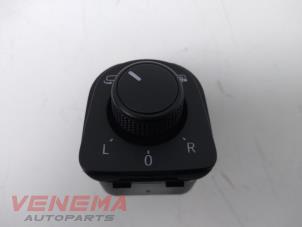Używane Przelacznik lusterka Seat Leon ST (5FF) 1.4 TSI 16V Cena € 14,99 Procedura marży oferowane przez Venema Autoparts