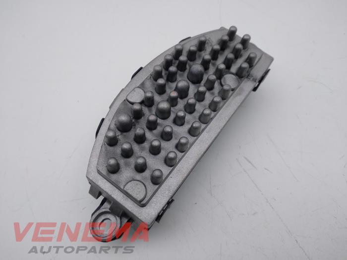 Heater resistor from a Seat Leon ST (5FF) 1.4 TSI 16V 2017