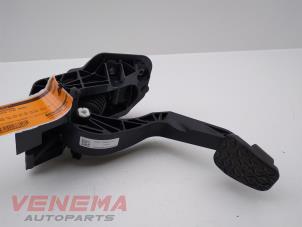 Used Clutch pedal Ford Fiesta 7 1.1 Ti-VCT 12V 85 Price € 39,99 Margin scheme offered by Venema Autoparts