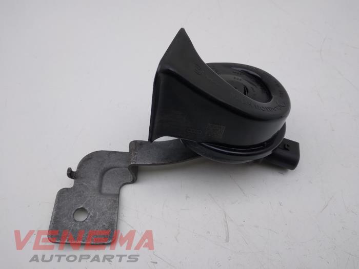 Używane Klakson Audi A1 Sportback (8XA/8XF) 1.0 TFSI Ultra 12V Cena € 24,99 Procedura marży oferowane przez Venema Autoparts