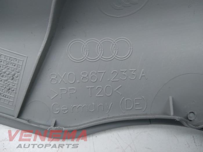 Tapizado izquierda delante de un Audi A1 Sportback (8XA/8XF) 1.0 TFSI Ultra 12V 2018
