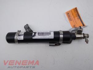 Used Fuel pressure regulator Mercedes A (W176) 1.6 A-180 16V Price € 69,99 Margin scheme offered by Venema Autoparts