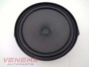 Used Speaker Mercedes A (W176) 1.6 A-180 16V Price € 19,99 Margin scheme offered by Venema Autoparts