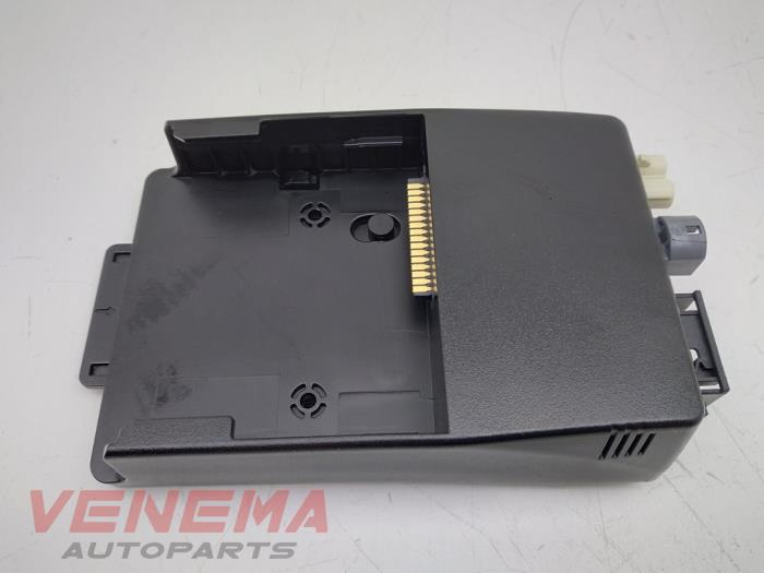 Usagé Module navigation Mercedes A (W176) 1.6 A-180 16V Prix € 14,99 Règlement à la marge proposé par Venema Autoparts