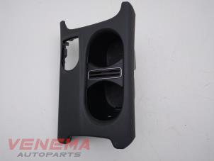 Used Cup holder Mercedes A (W176) 1.6 A-180 16V Price € 34,99 Margin scheme offered by Venema Autoparts