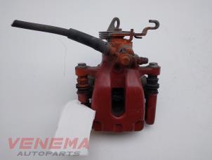 Usados Pinzas de freno izquierda detrás Seat Leon ST (5FF) 1.4 TSI 16V Precio € 29,99 Norma de margen ofrecido por Venema Autoparts