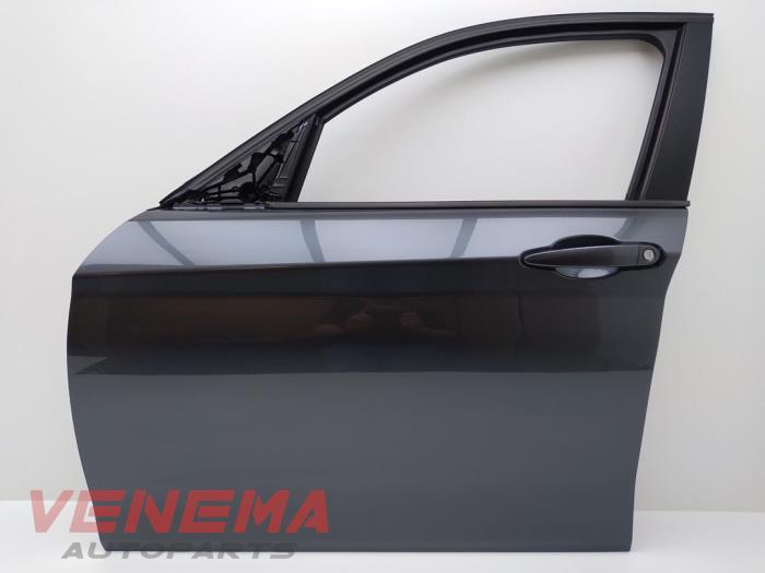 Door 4-door, front left BMW 1 serie 116d 1.5 12V TwinPower B39 ...