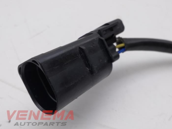Lambda probe from a Renault Megane IV (RFBB) 1.3 TCe 115 16V 2018