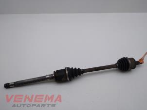Used Front drive shaft, right Landrover Discovery III (LAA/TAA) 2.7 TD V6 Price € 124,99 Margin scheme offered by Venema Autoparts