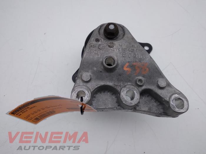 Usagé Support moteur Volkswagen Polo V (6R) 1.4 TSI 16V BlueGT Prix € 24,99 Règlement à la marge proposé par Venema Autoparts