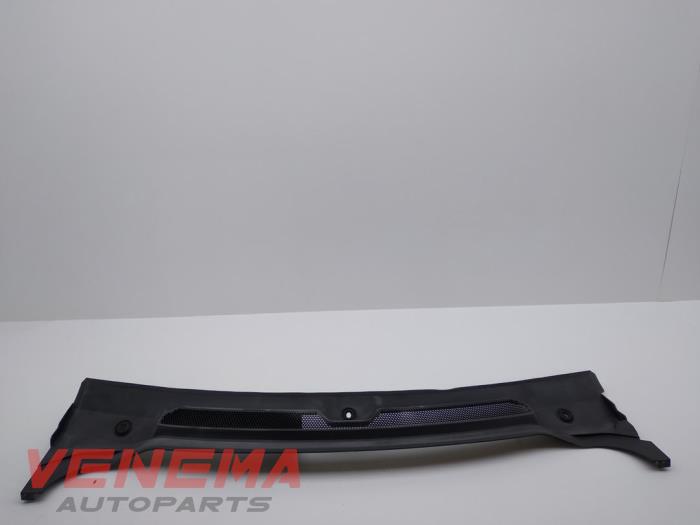 Używane Parawan Landrover Discovery III (LAA/TAA) 2.7 TD V6 Cena € 29,99 Procedura marży oferowane przez Venema Autoparts