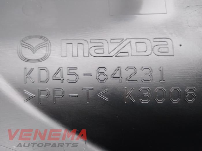 Cover, miscellaneous from a Mazda CX-5 (KE,GH) 2.2 Skyactiv D 16V 4WD 2012