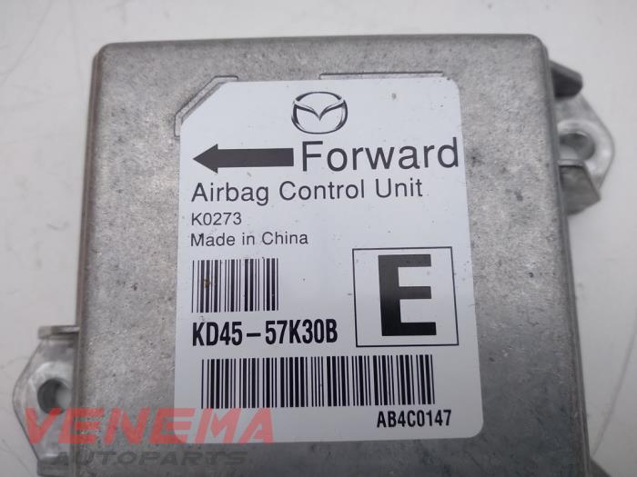 Airbag Module from a Mazda CX-5 (KE,GH) 2.2 Skyactiv D 16V 4WD 2012