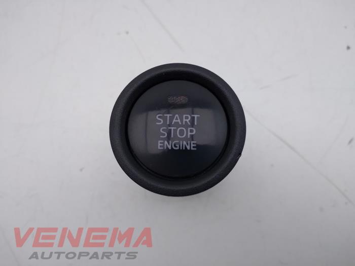 Używane Przelacznik Start/Stop Mazda CX-5 I (KE,GH) 2.2 Skyactiv D 16V 4WD Cena € 14,99 Procedura marży oferowane przez Venema Autoparts