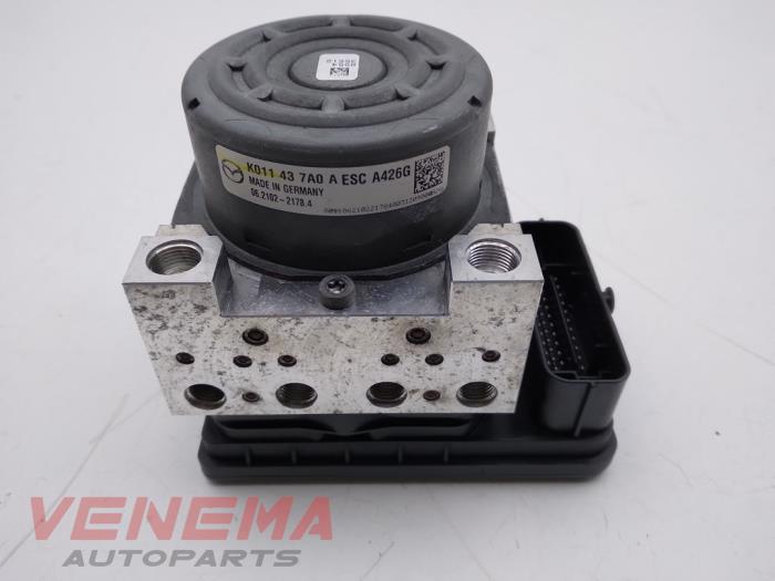 Usagé Bloc ABS Mazda CX-5 I (KE,GH) 2.2 Skyactiv D 16V 4WD Prix € 124,99 Règlement à la marge proposé par Venema Autoparts