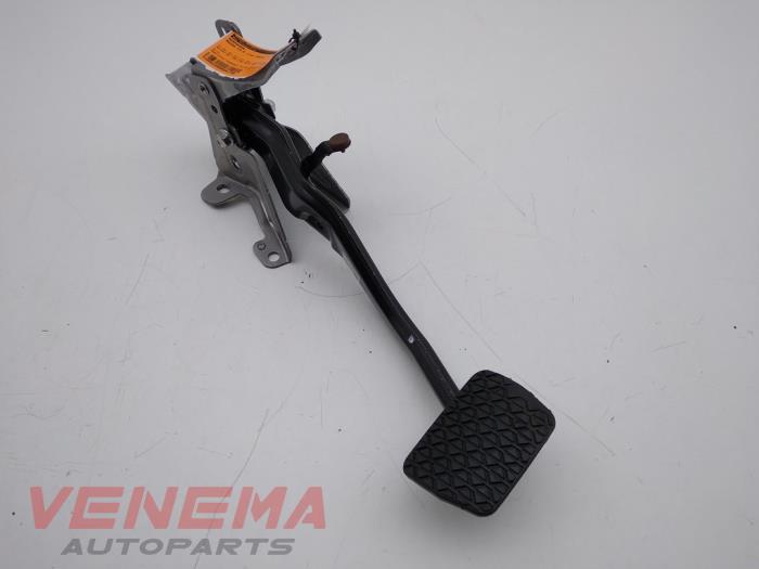 Brake pedal from a Mazda CX-5 (KE,GH) 2.2 Skyactiv D 16V 4WD 2012
