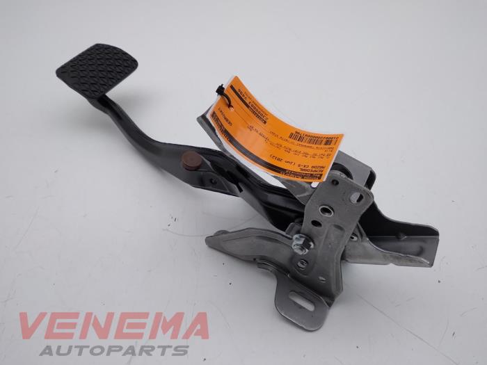 Brake pedal from a Mazda CX-5 (KE,GH) 2.2 Skyactiv D 16V 4WD 2012