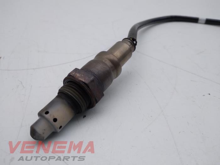 Lambda probe from a Volkswagen Polo VI (AW1) 1.0 MPI 12V 2021