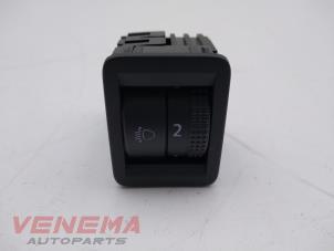 Used AIH headlight switch Volkswagen Polo VI (AW1) 1.0 MPI 12V Price € 9,99 Margin scheme offered by Venema Autoparts