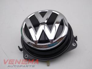 Used Tailgate handle Volkswagen Polo VI (AW1) 1.0 MPI 12V Price € 24,99 Margin scheme offered by Venema Autoparts