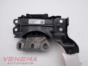 Used Gearbox mount Volkswagen Polo VI (AW1) 1.0 MPI 12V Price € 24,99 Margin scheme offered by Venema Autoparts