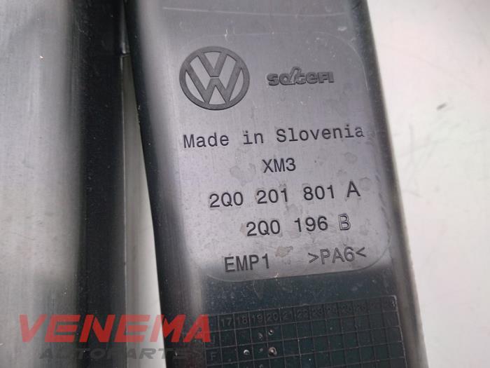 Depósito de un Volkswagen Polo VI (AW1) 1.0 MPI 12V 2021