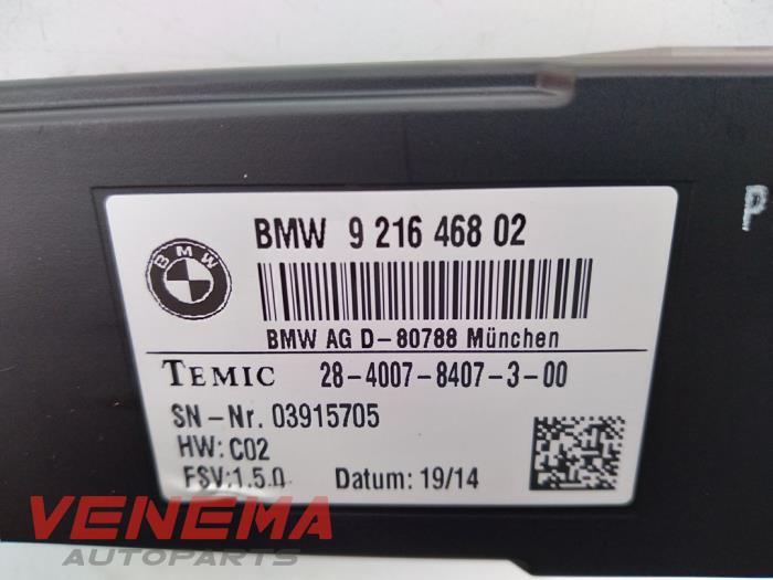 Module de chauffage de siège d'un BMW 3 serie Touring (F31) 320d 2.0 16V 2015