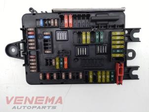 Used Fuse box BMW 3 serie Touring (F31) 320d 2.0 16V Price € 19,99 Margin scheme offered by Venema Autoparts
